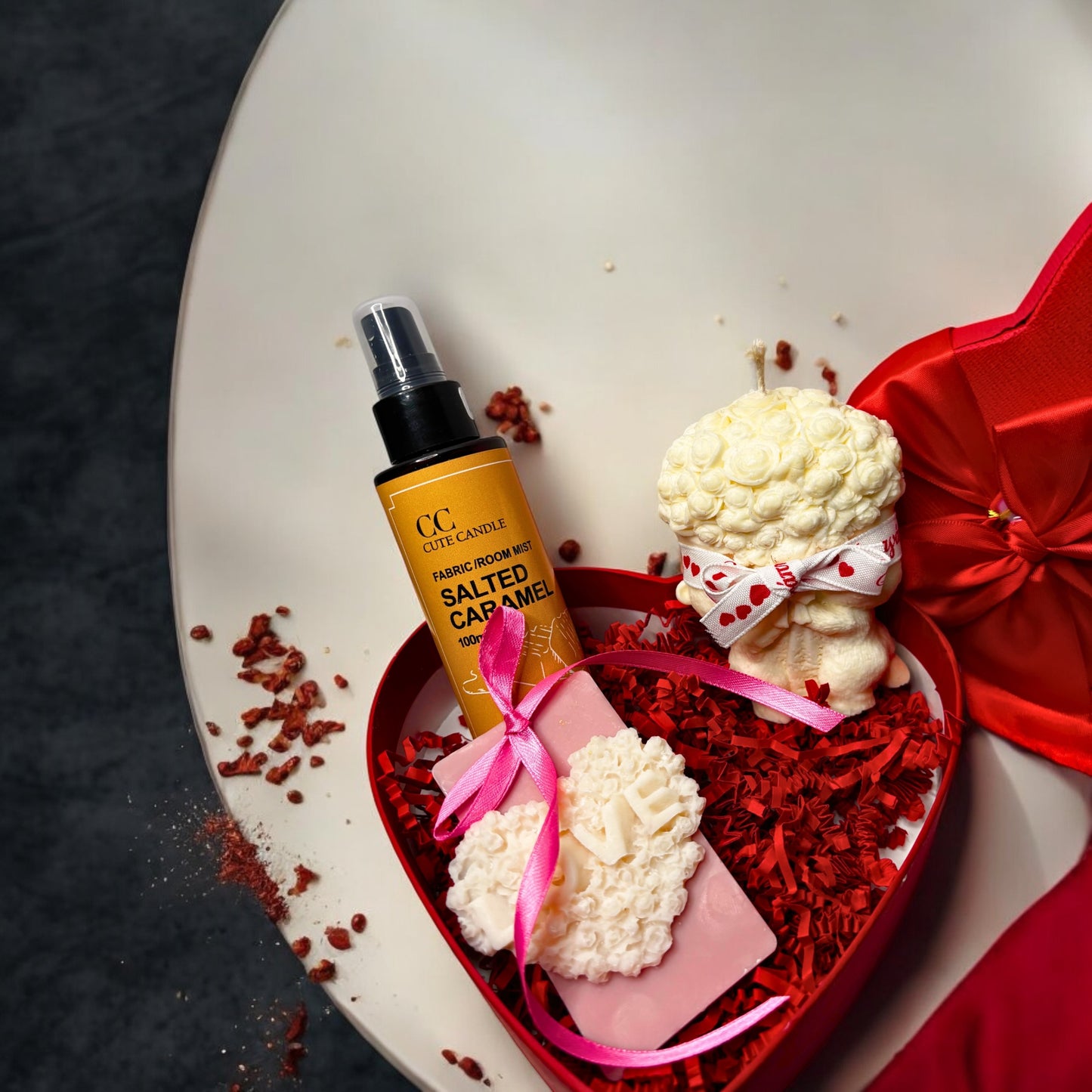 Red Velvet Caramel Box