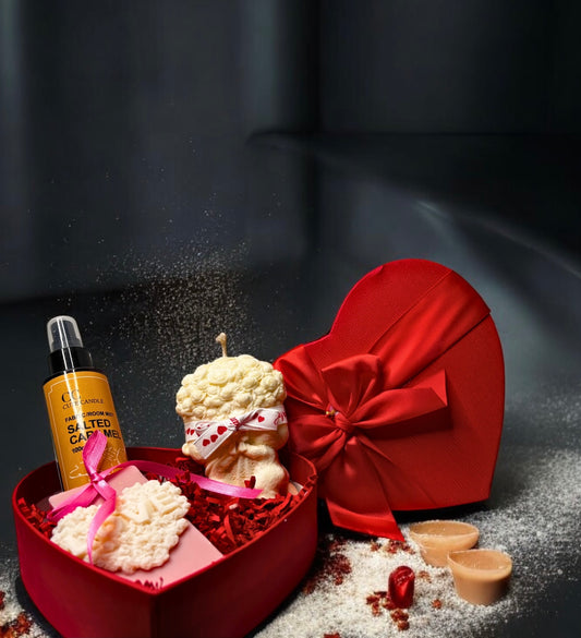 Red Velvet Caramel Box