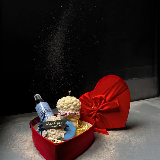 Blue velvet poweder box